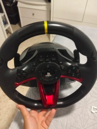 Volante y Pedales HORI