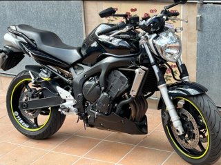 Yamaha FZ6 Naked Negra 98cv no se puede limitar.