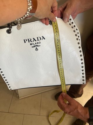 Borsa Prada Bianca con Borchie