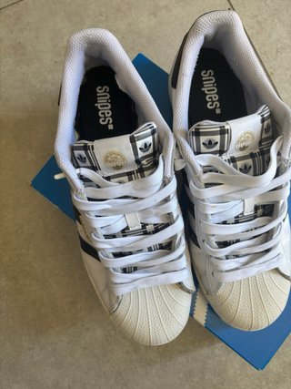 Zapatos Adidas Superstar Blancos y Negros