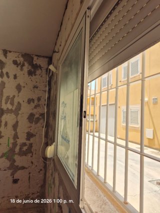 Ventana corredera aluminio blanca