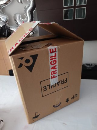Cajas mudanza usadas una vez en Junio.