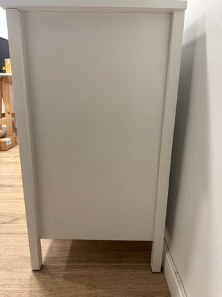 Cómoda blanca de madera Ikea Hemnes