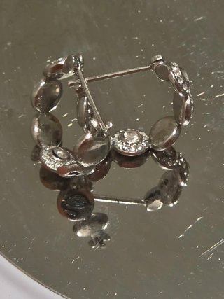 Pendientes aro color plata y circonitas