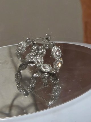 Pendientes aro color plata y circonitas
