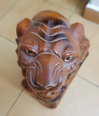 TALLA MADERA FIGURA TIGRE, ARTESANÍA LOCAL ASIA