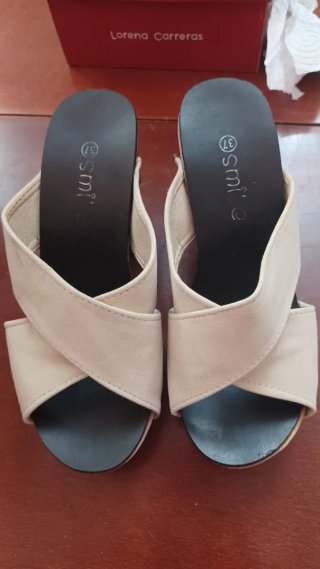 Sandalias de verano beige talla 37