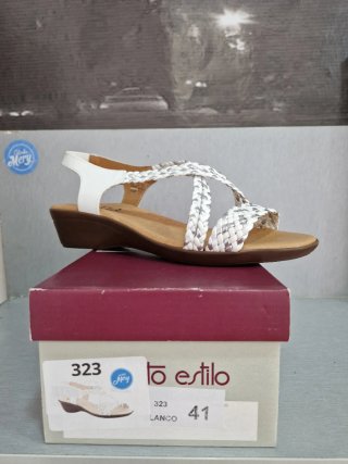 Sandalias de piel blancas y plateadas T41 nueva