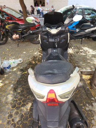 Venta de moto scooter de 125cc