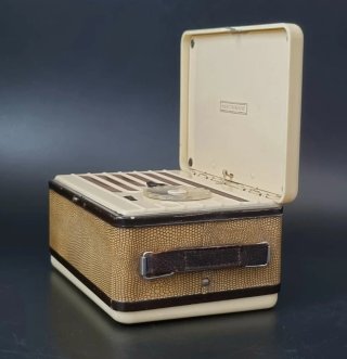 Radio antigua Marconiphone de 1949