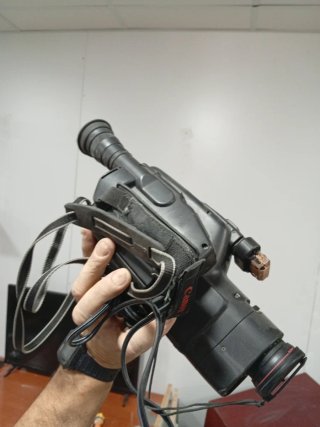 Videocamera Canon E250 8mm Stereo