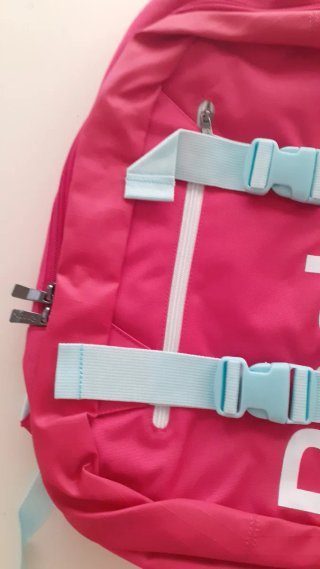 Mochila Reebok Rosa y Blanca NUEVA