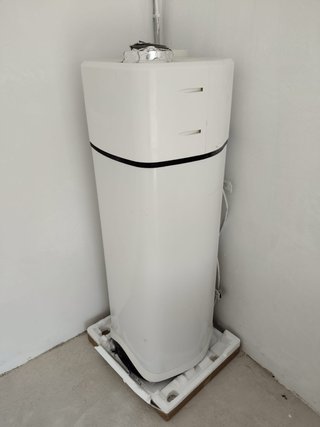 Aerotermo Ariston Nuos evoA+ Casi nuevo