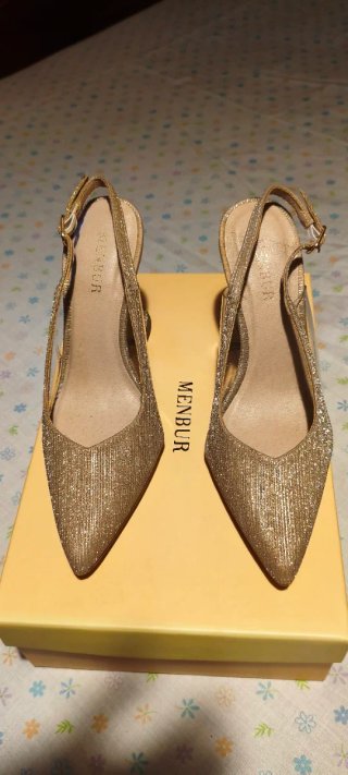 Zapatos de fiesta dorados talla 36