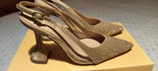 Zapatos de fiesta dorados talla 36