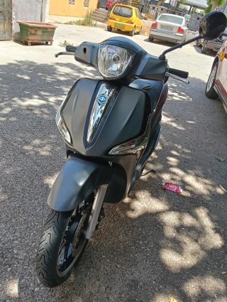 Piaggio Liberty Gris