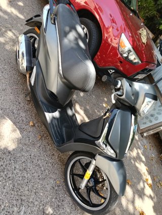 Piaggio Liberty Gris