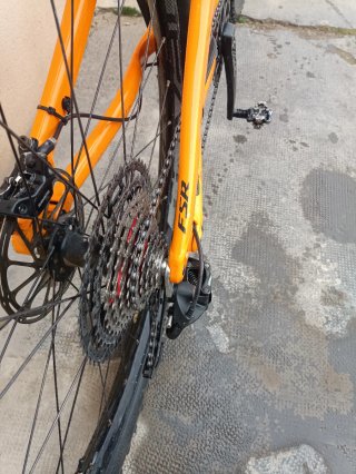 Bicicleta Specialized Naranja 29" talla S
