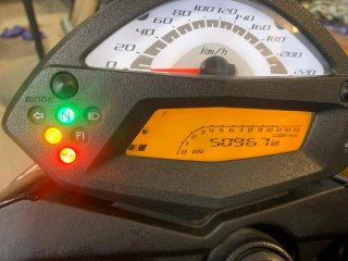 Kawasaki ER6N Negra