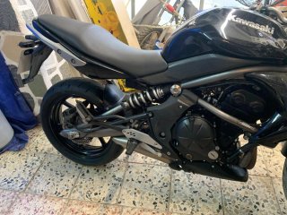 Kawasaki ER6N Negra