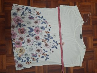 Camiseta Yessica T.46 Estampado Floral