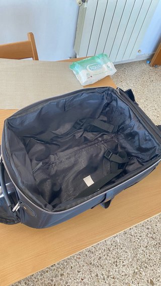 Mochila Parfois con ruedas negra
