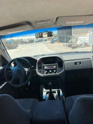 Mitsubishi Montero 2005