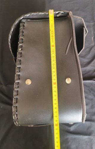 Alforja / bolsa de cuero, piel  lateral para moto.