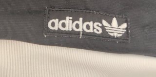 Chaqueta Adidas Classic Trefoil Negra y Blanca