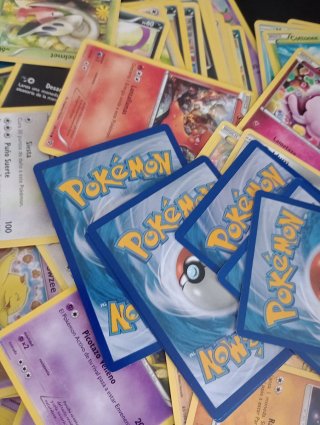 Lote 100 Cartas Pokémon