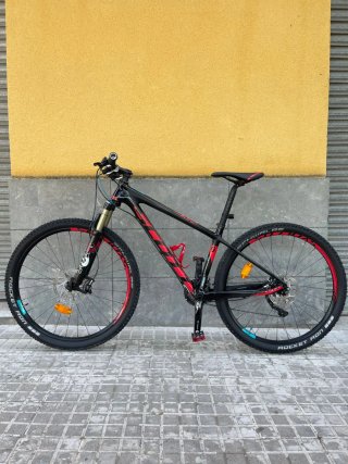 Bicicleta Scott Contessa Scale 700 RC Carbon