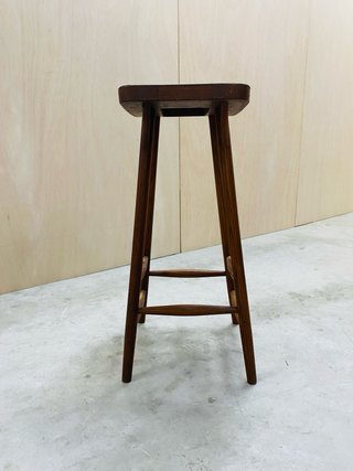 Taburete alto madera vintage