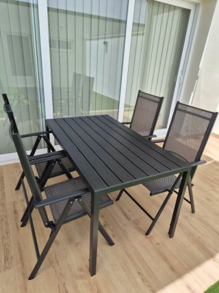 Conjunto mesa y 4 sillas exterior
