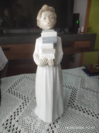 4 Figuras Nao Porcelana