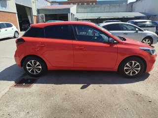 SIN ENTRADA! Hyundai i20