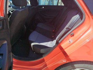 SIN ENTRADA! Hyundai i20