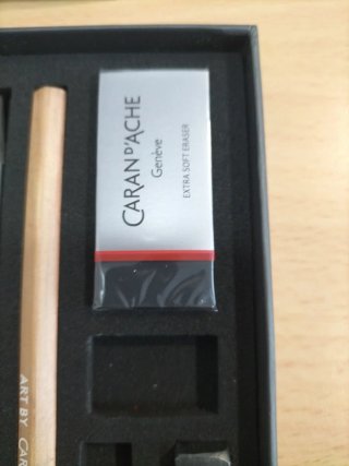 Set de dibujo Caran d'Ache 14 piezas
