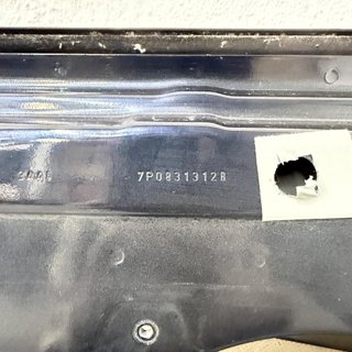 Puerta delantera derecha VW Touareg 2010-2018 7P0831312B