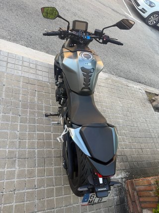 Honda CB750 Hornet Gris