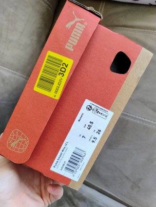 Zapatillas Puma Blancas y Negras