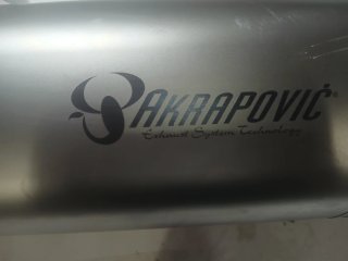 Tubo de escape Akrapovic BMW HP2 Megamoto