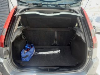 Ford Fusion 2004