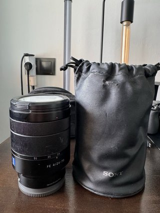 Objetivo Sony FE 24-70mm Zeiss