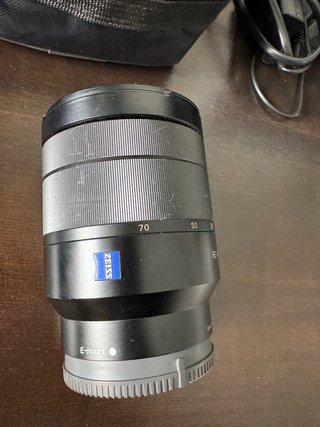 Objetivo Sony FE 24-70mm Zeiss