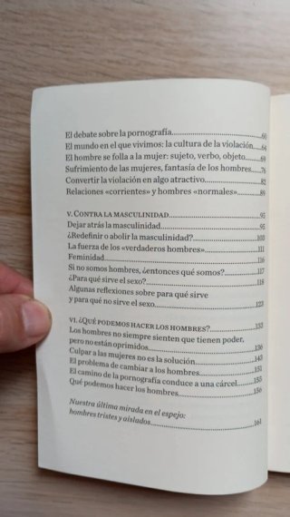 Sé un hombre ensayos contra la masculinidad