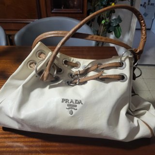 Bolso vintage Prada blanco y marrón