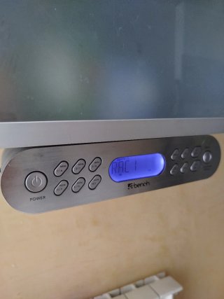 Radio despertador Bench