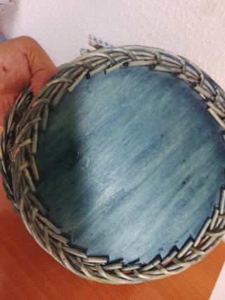 Cesta mimbre y tela azul/verde