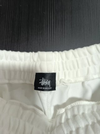 Pantalones cortos Stussy blancos
