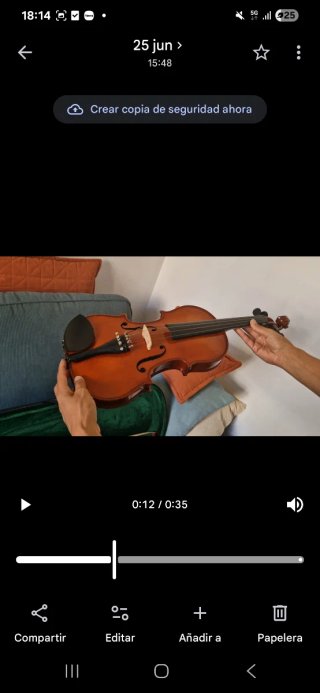 Violín con arco y funda, se vende por falta de uso